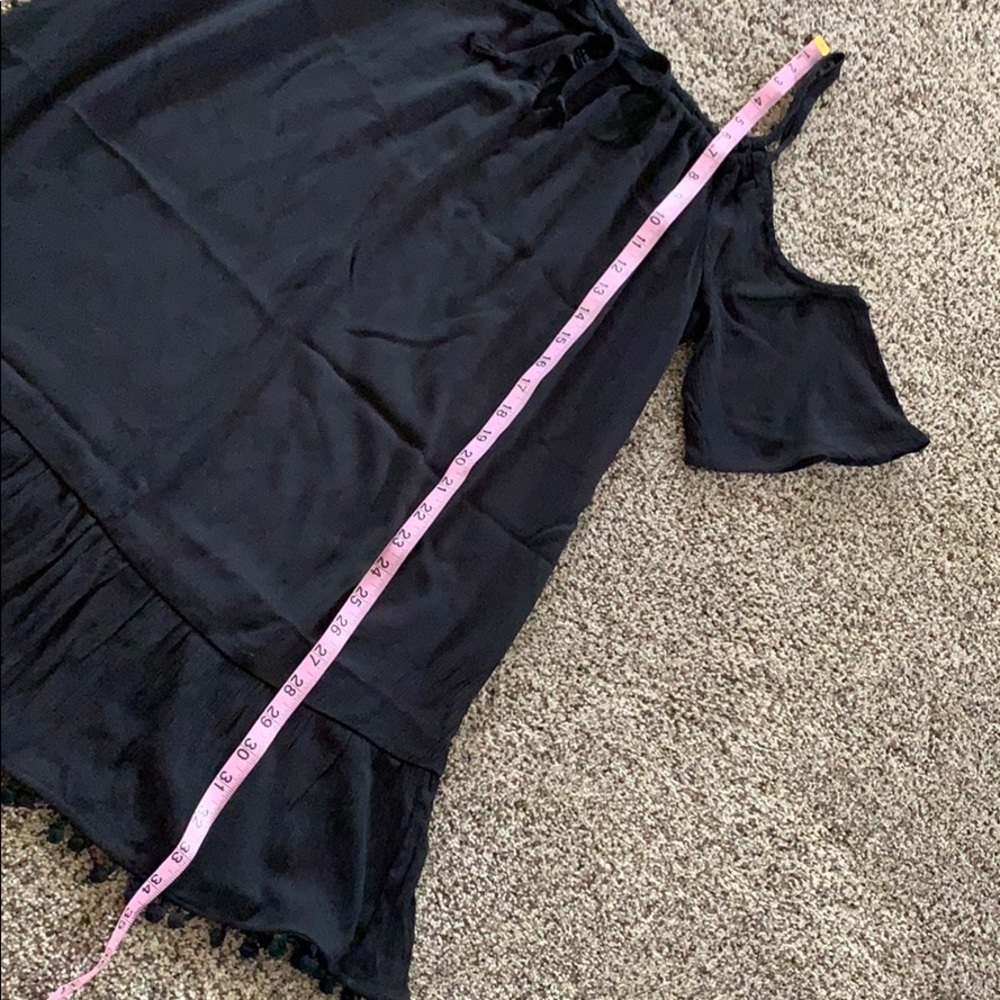 Cold Shoulder CoverUp - Picture 5 of 8